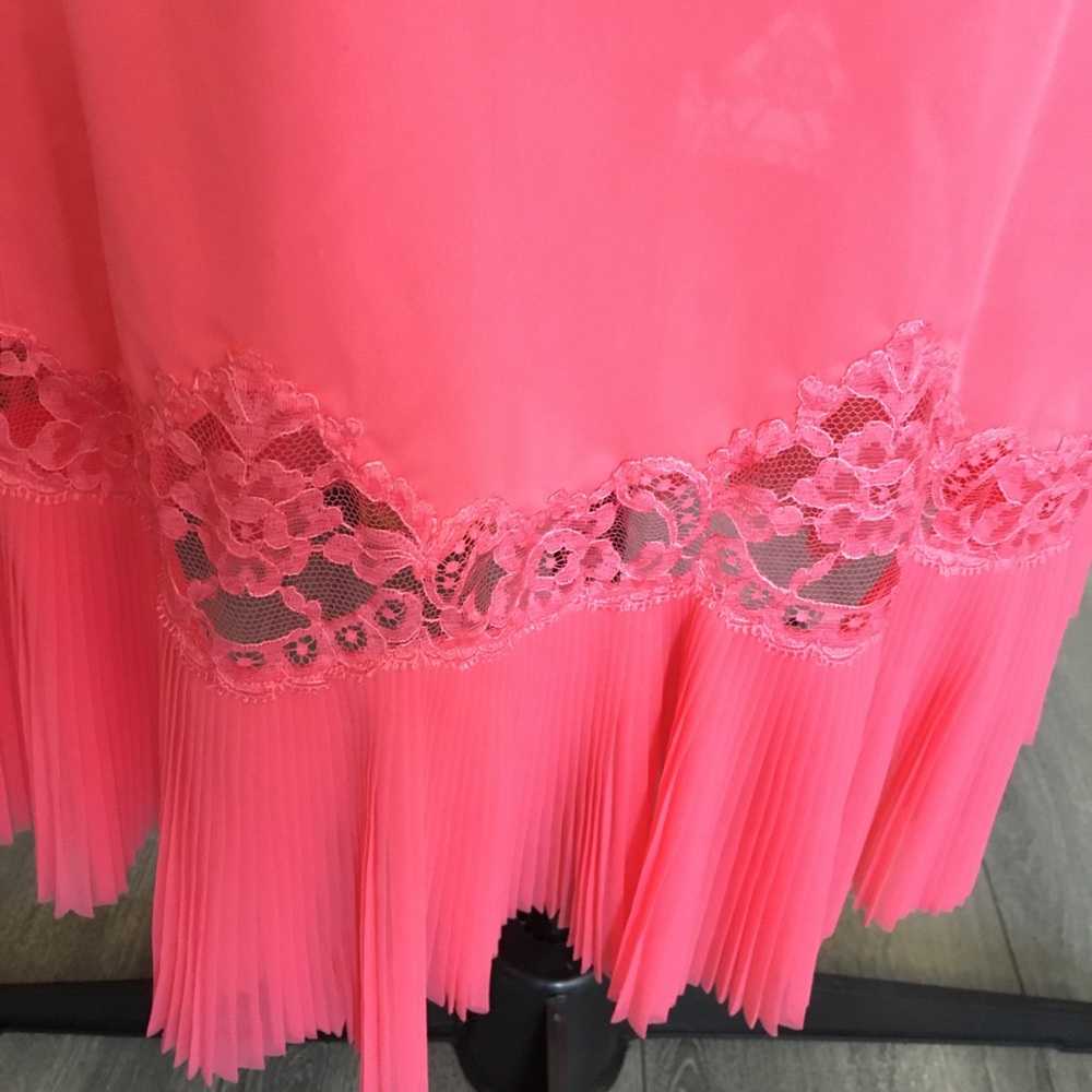 Vintage 1940s/1950s Pink Slip